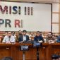 Ketua Komisi III DPR RI, Habiburokhman dalam Rapat Dengar Pendapat Umum (RDPU) bersama Pusat Kajian Anti Korupsi atau Pukat UGM untuk membahas terkait RUU Perampasan Aset di Gedung DPR, Senayan, Jakarta, pada Senin (14/9/2026). 