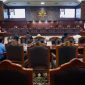 Ilustrasi sidang di Mahkamah Konstitusi, Jakarta, Selasa (16/1/2024). [Suara.com/Alfian Winanto] 