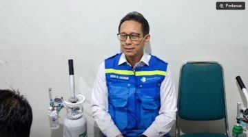 Menkes Budi Gunadi klarifikasi foto tabung oksigen untuk edukasi fasilitas mitigasi polusi karhutla Kalteng. 